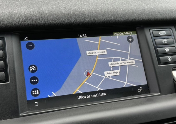 Land Rover Discovery Sport cena 69999 przebieg: 189000, rok produkcji 2017 z Czarna Woda małe 596